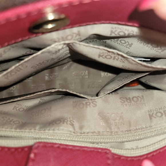 MK Mini Kellen XS Satchel: Brown Cherry - Picture 3 of 6